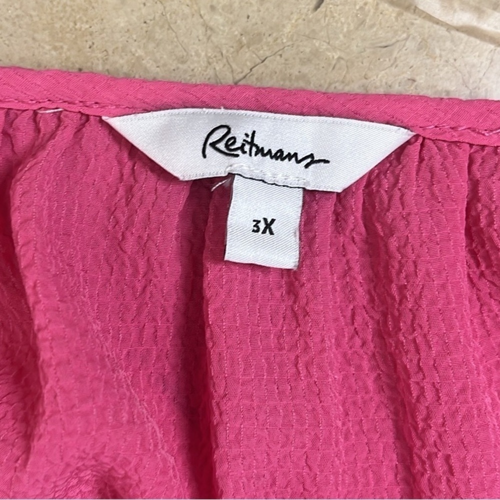 ⭐️ Reitmans pink 3/4 sleeve top- size 3X - Picture 3 of 9